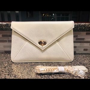 Sorial Gold Clutch